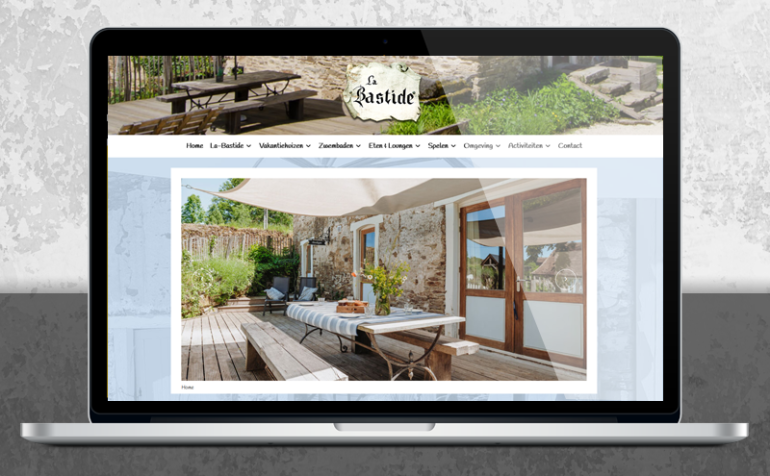 WordPress responsive webdesign vakantiehuis La-Bastide laptop portfolio voorbeeld Arloz